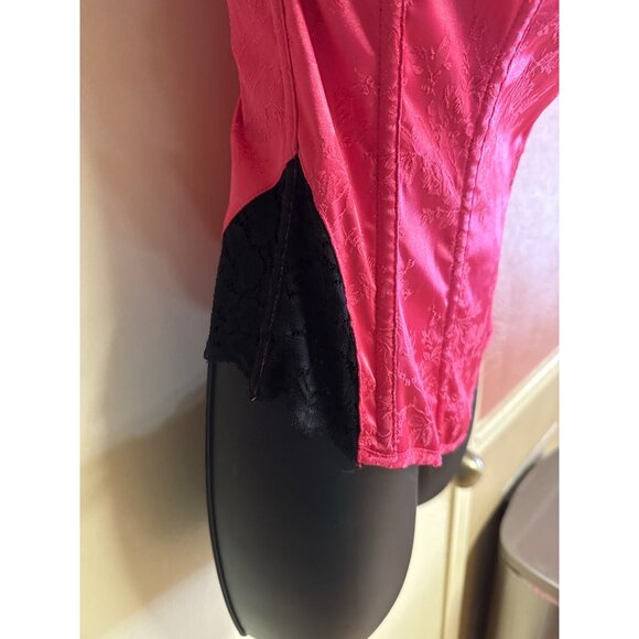 Pink & Black Fredricks of Hollywood M Lace Floral Corset Top - Picture 3 of 9